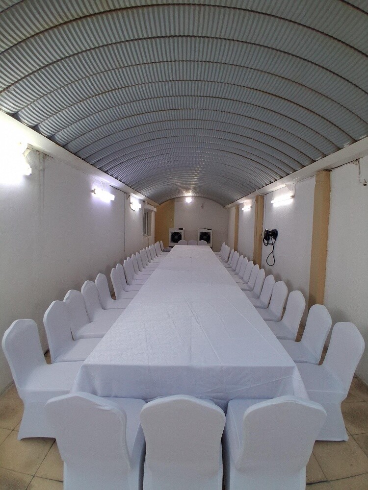 طاولات دائرية ومستطيلة راقية - 9