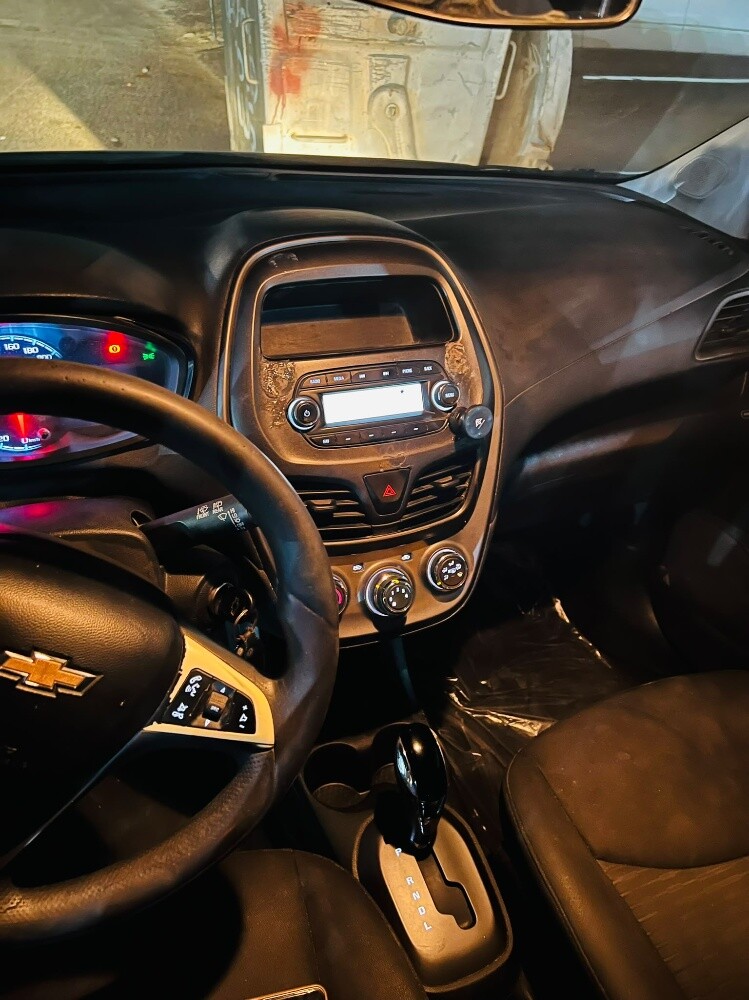 Chevrolet spark 2019 - 4