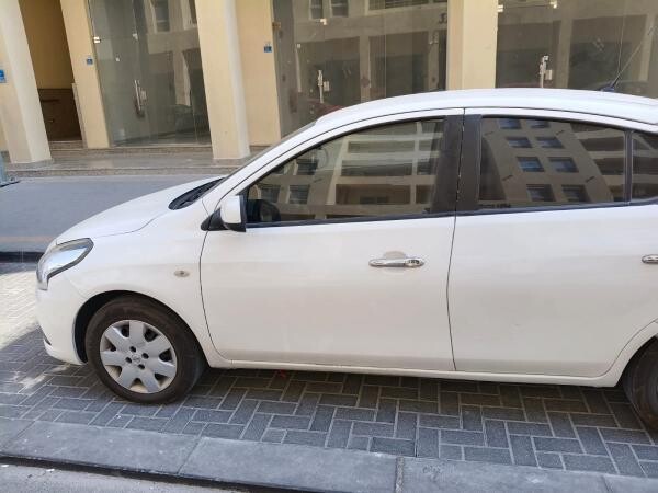 Nissan Sunny 2022 - 1