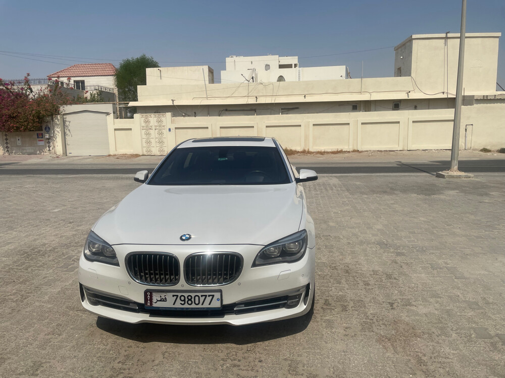 بس ام دبليو 750  - 1