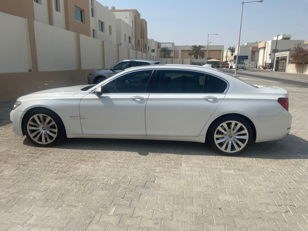 بس ام دبليو 750  - 5