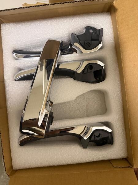 Landcruiser chrome handles 2008-21 - 1