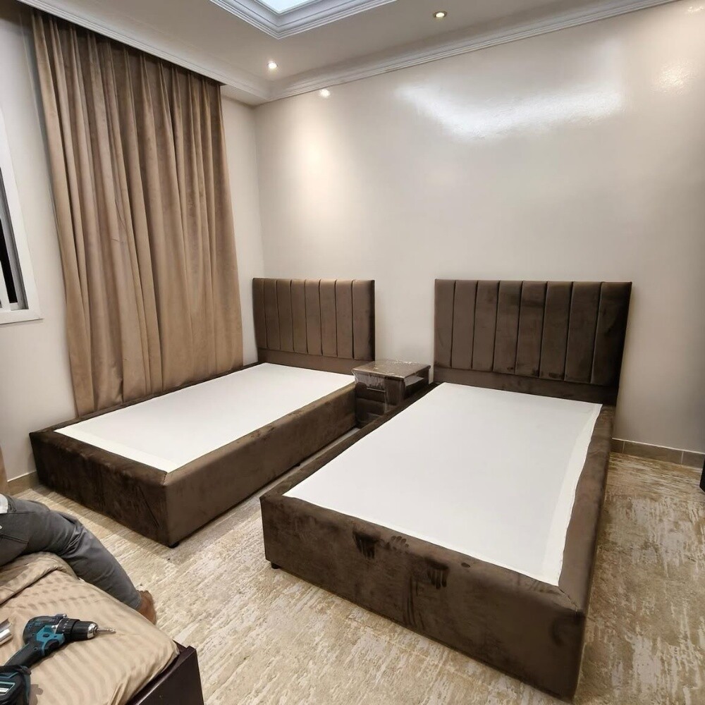 King size bed, Single bed available - 17