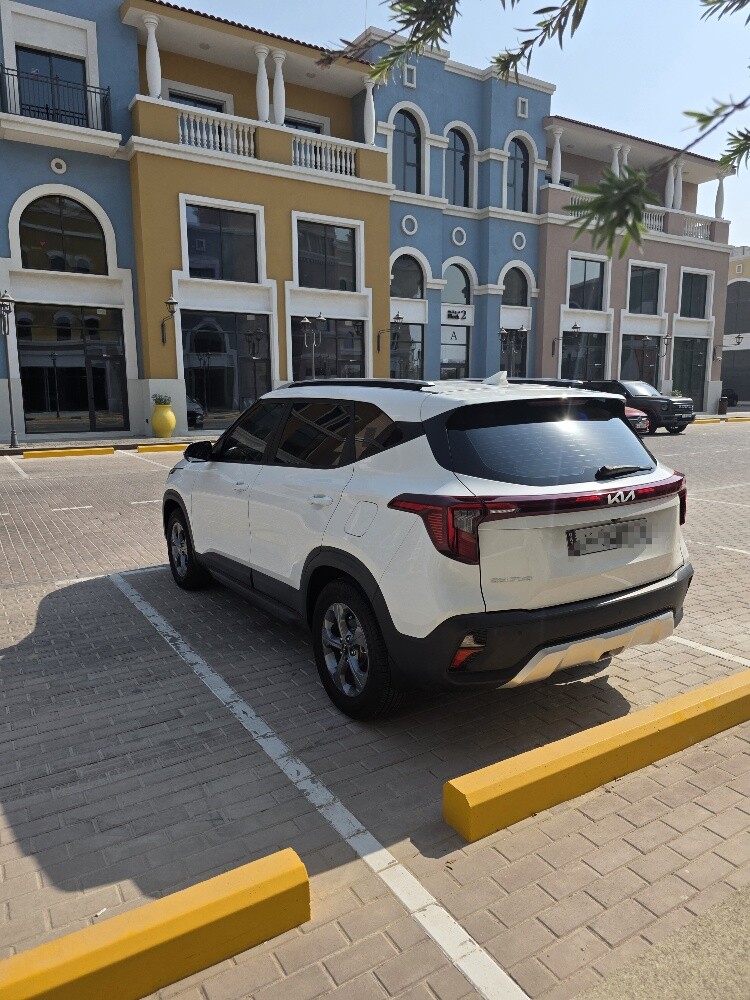 Kia Seltos 2024 Standard - 4