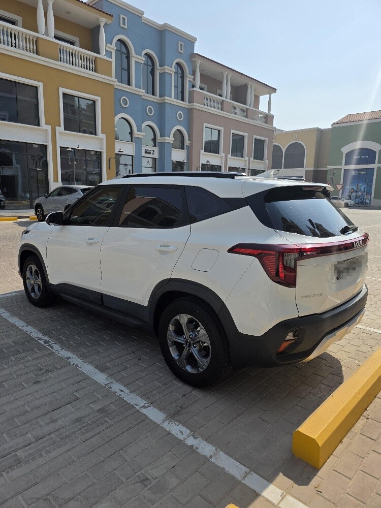 Kia Seltos 2024 Standard - 2