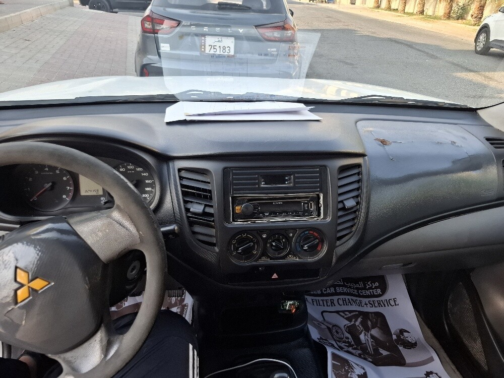 للبيع بيك اب ال ٢٠٠ - 3