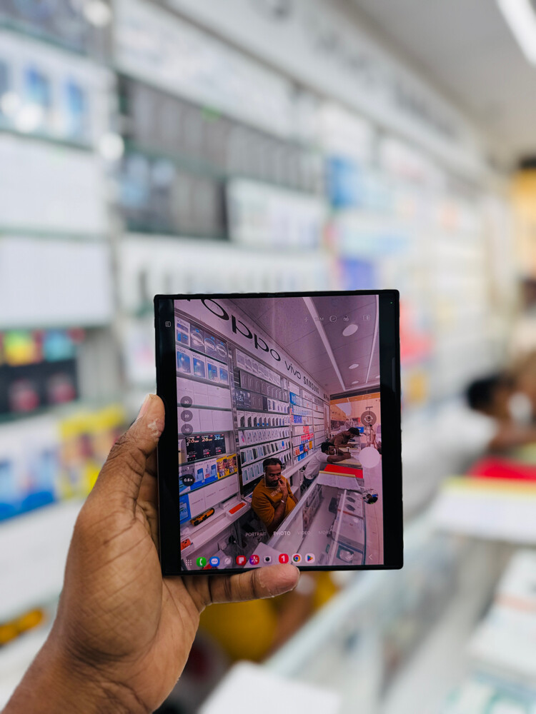 Samsung Galaxy Z Fold 6 - 1