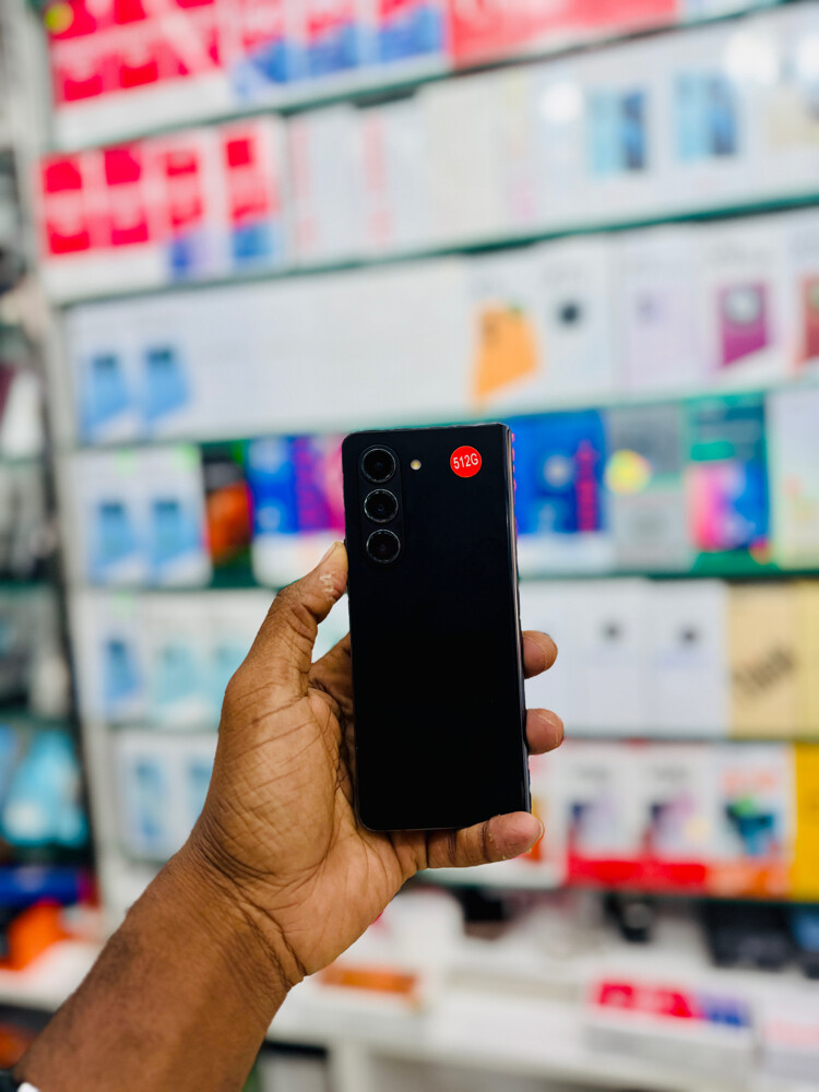 Samsung Galaxy Z Fold 5 - 2