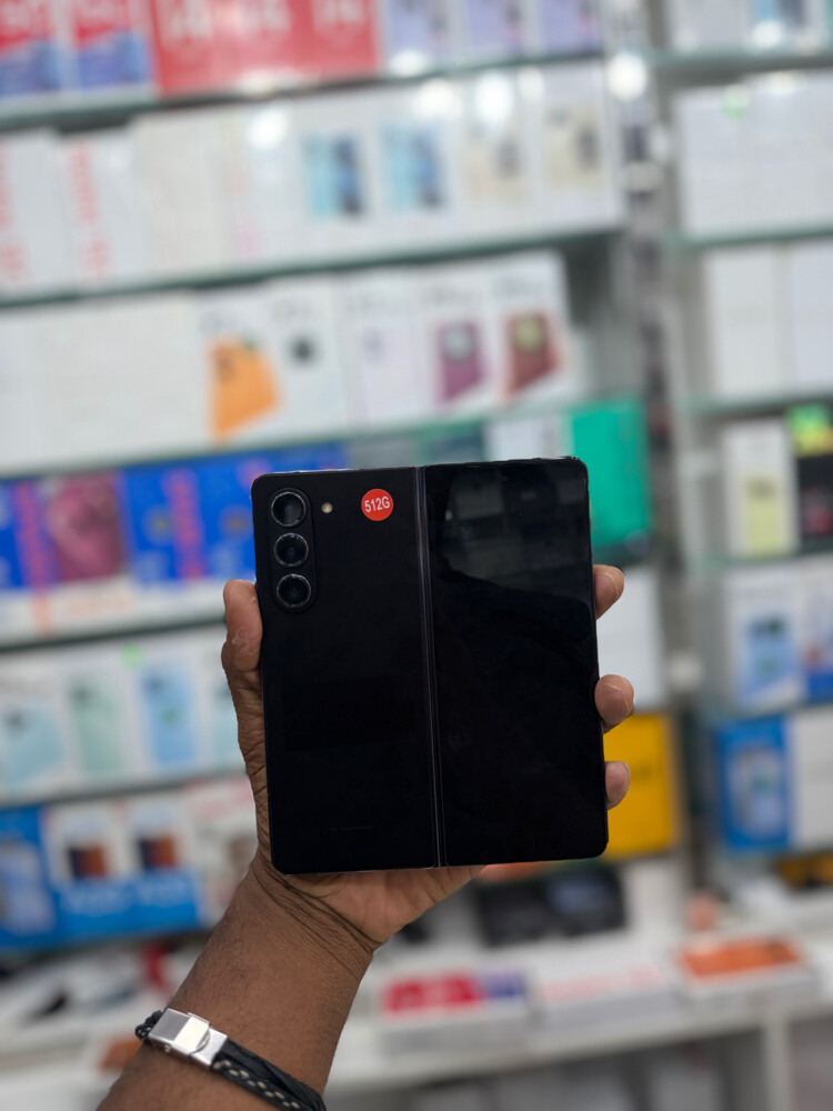 Samsung Galaxy Z Fold 5 - 3