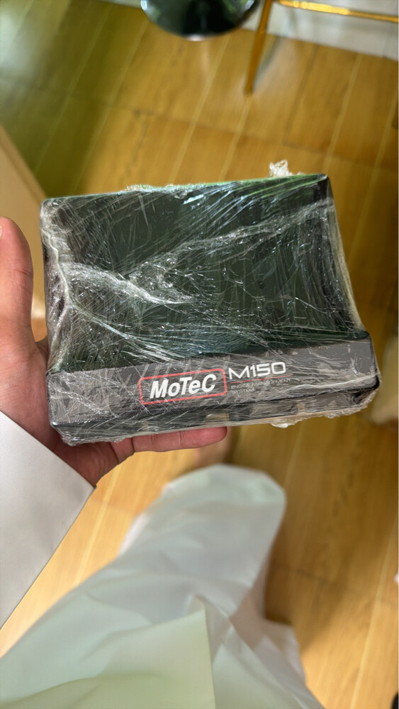 Motec M150 - 2