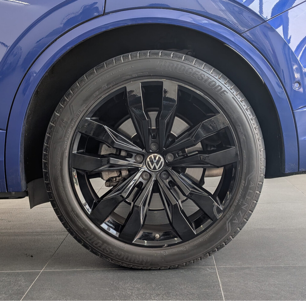 2023 Volkswagen Touareg R-Line  - 8