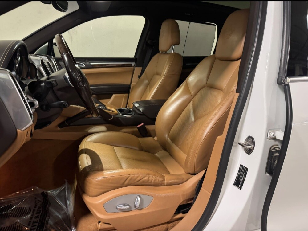 2014 Porshe Cayene V6 - 5
