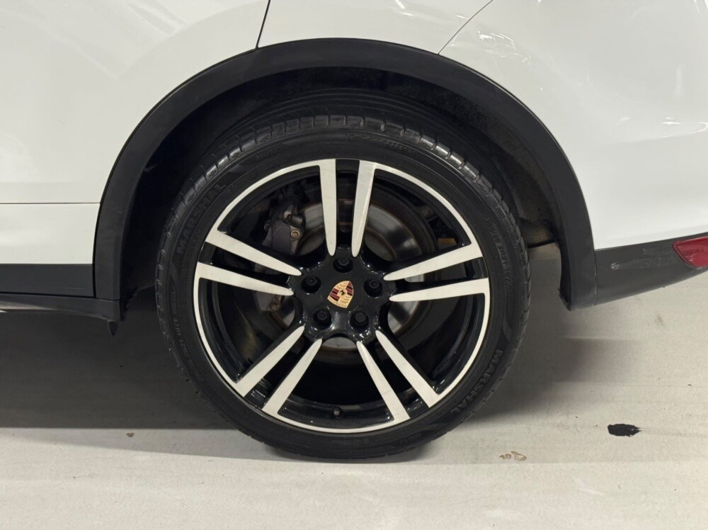 2014 Porshe Cayene V6 - 8