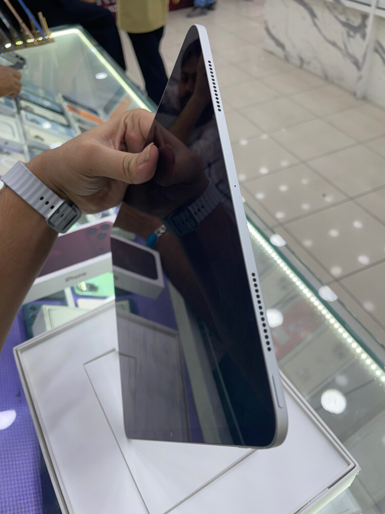 iPad Pro 13 M5 1month use only - 8