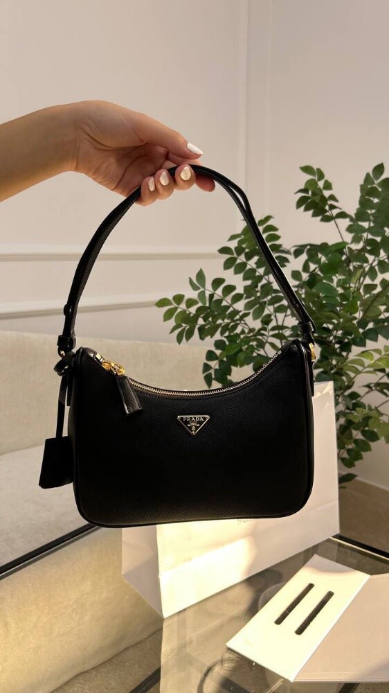 Prada Re-Edition Saffiano leather - 1