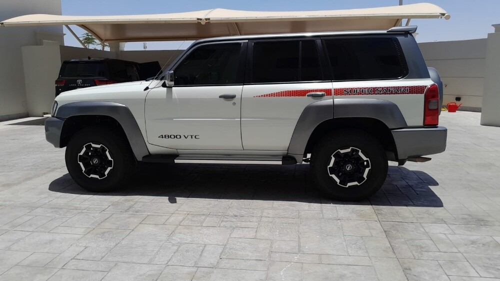Nissan safari - 4