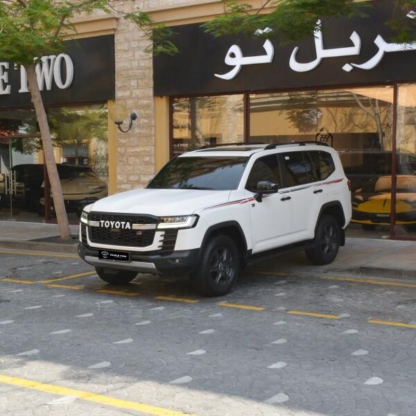 لاندكروزر جي ار سبورت 2024 - 1