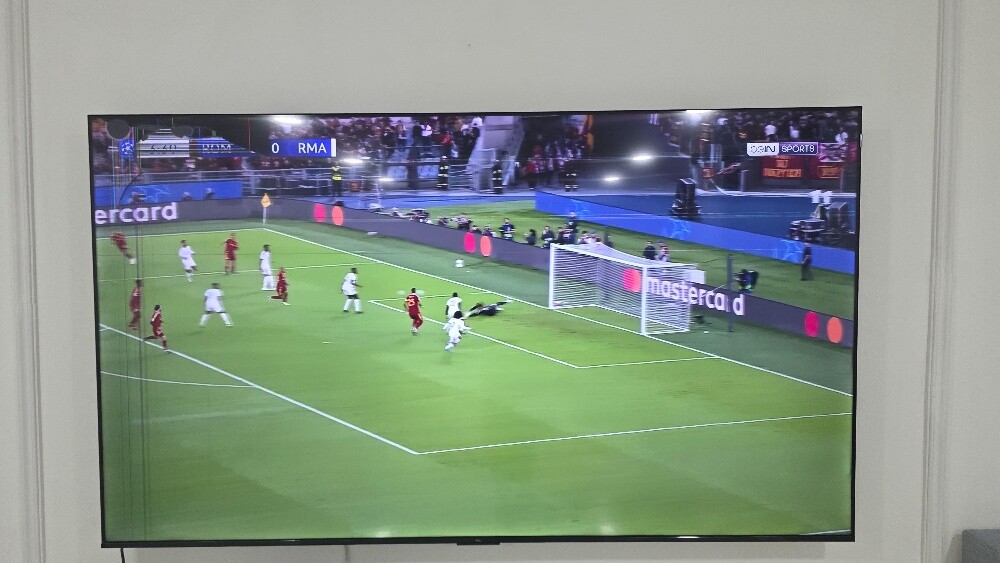 TCL QLED 85 - 1