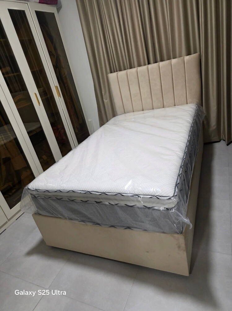 Bed mattress cabinet available - 12