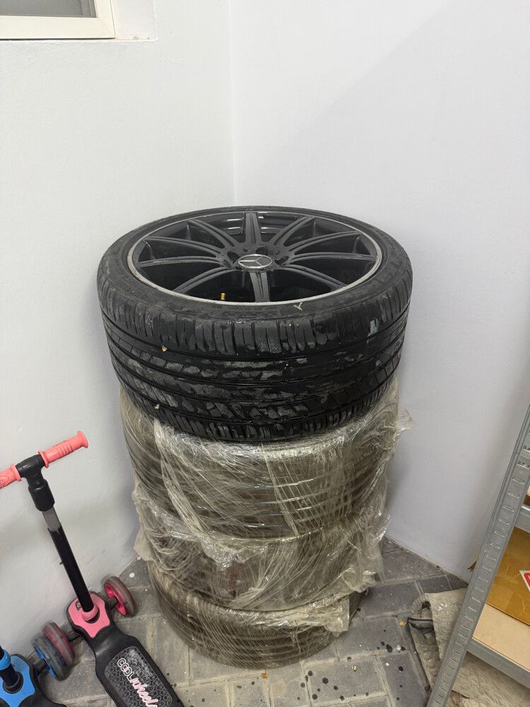 ORIGINAL MERCEDES AMG WHEELS 19 - 3