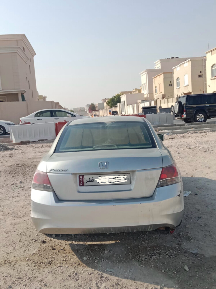 للبيع هوندا اكورد - 1