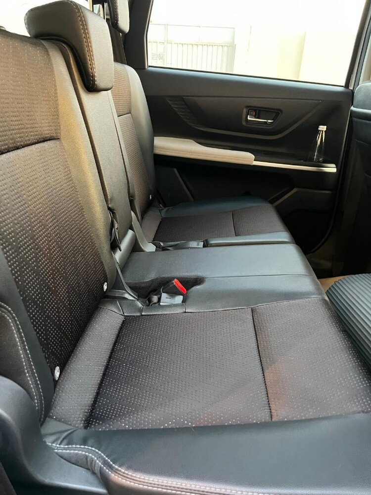 Toyota Veloz - 5