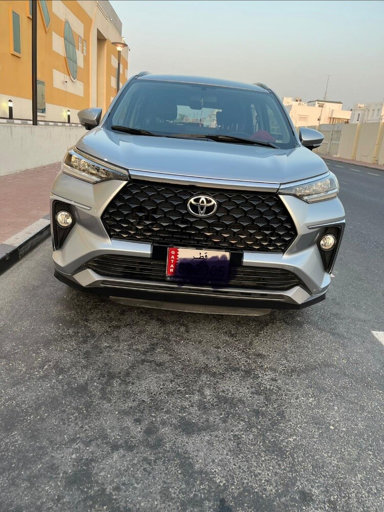 Toyota Veloz - 1