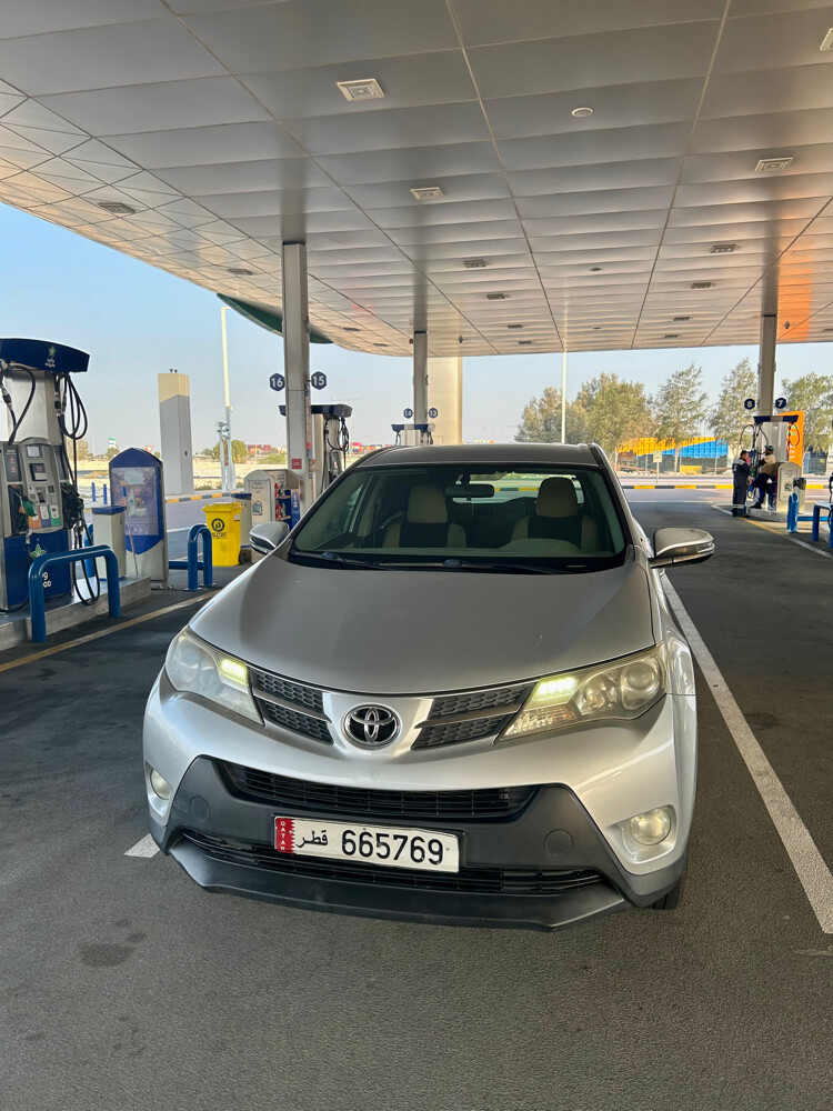 Rav4-2015-excellent condition - 5