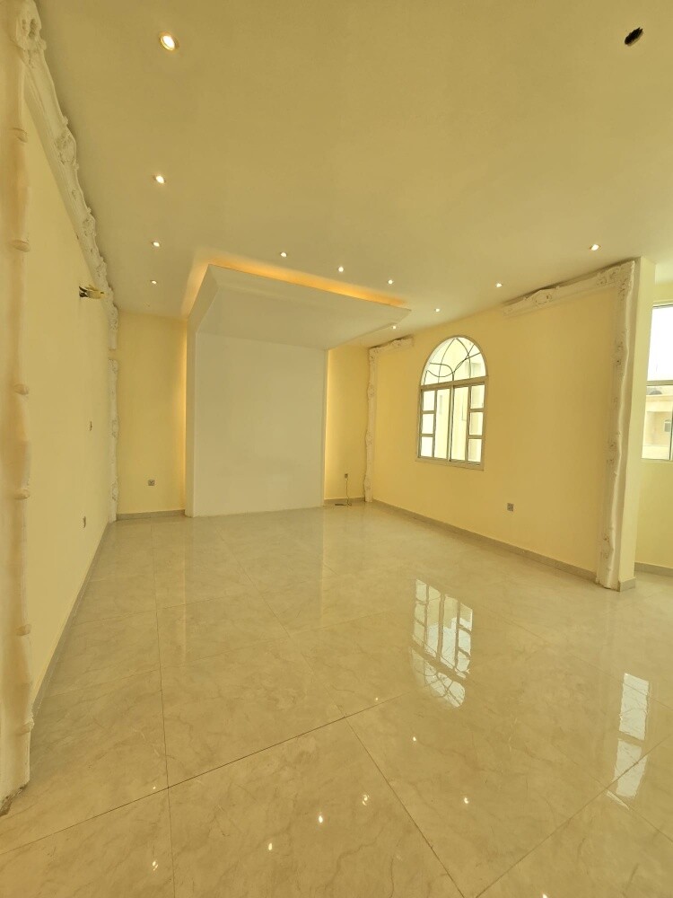 للايجار فيلا في ازغوي - 2