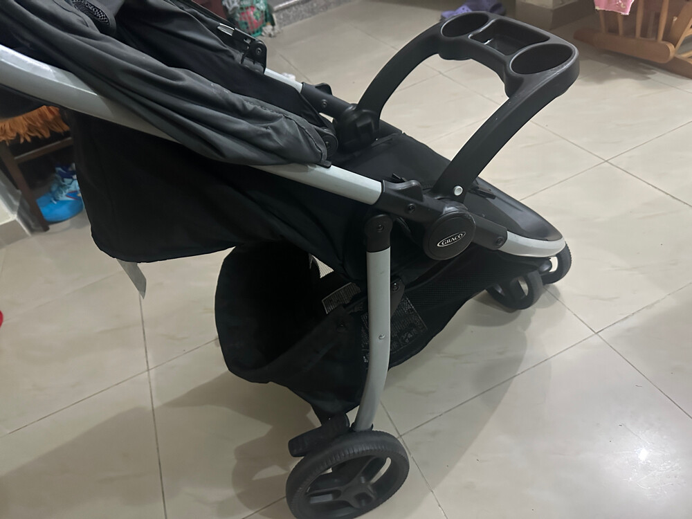 2عربه اطفال ماركه كبيره - 8
