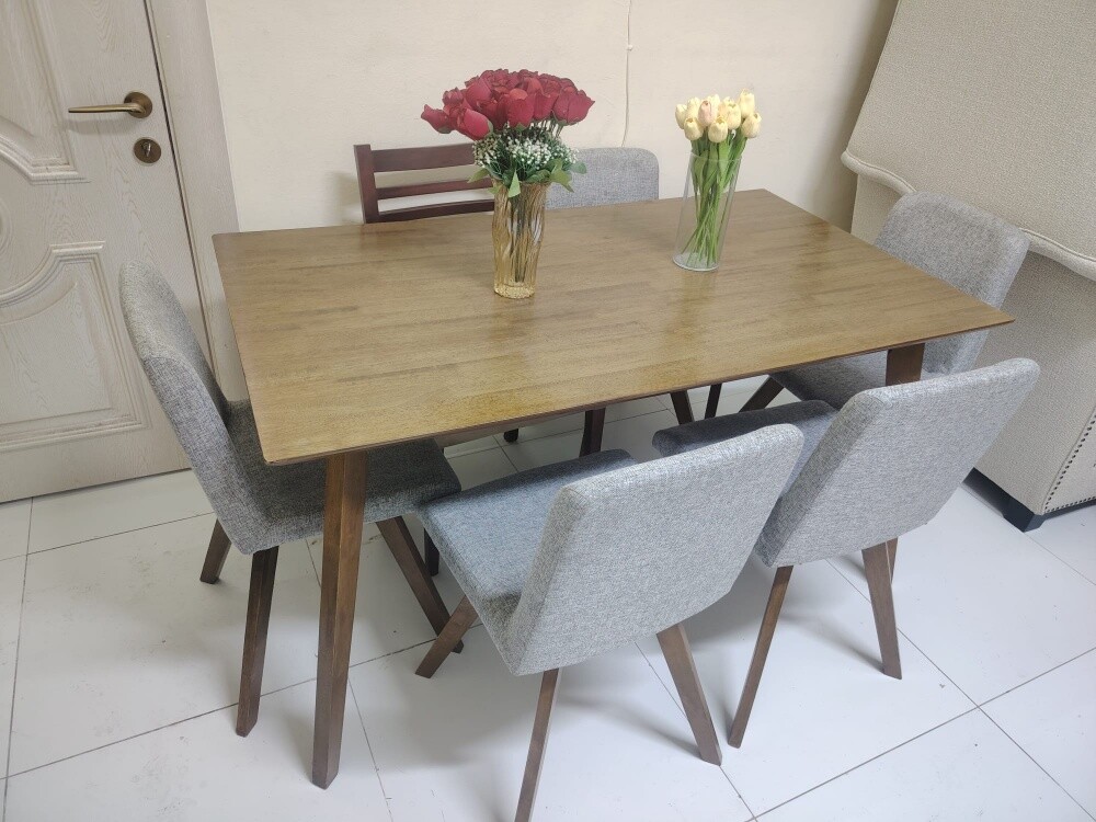 dining table with 6 chair for sell - 1