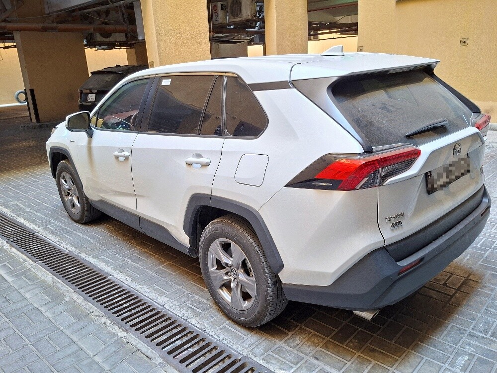 2025 Toyota RAV4 Hybrid AWD - 17