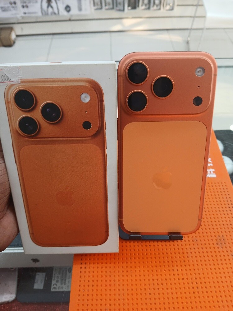 iPhone 17 Pro - 2