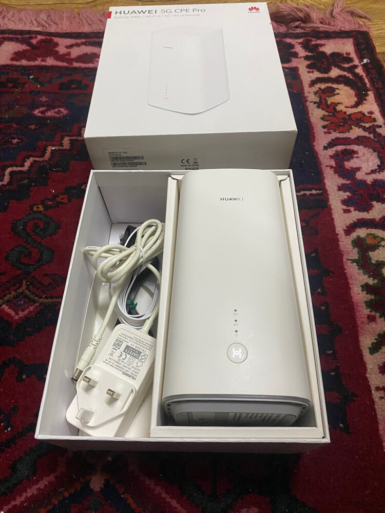Huawei 5G CPE Pro (Model H112-370), - 1