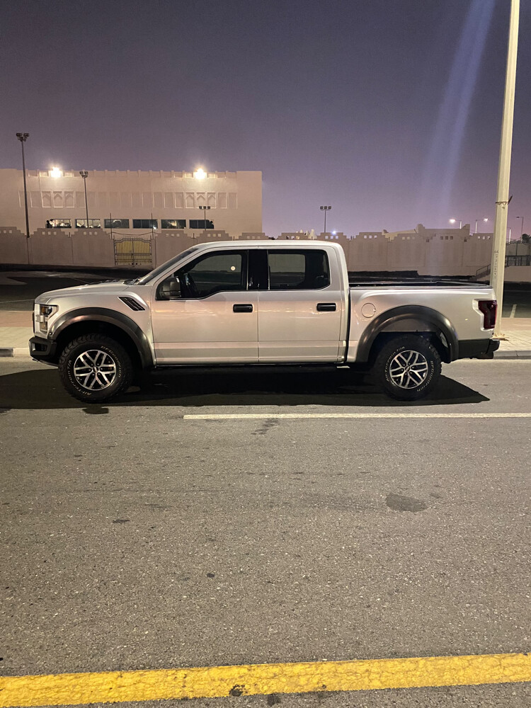 Ford Raptor - 5