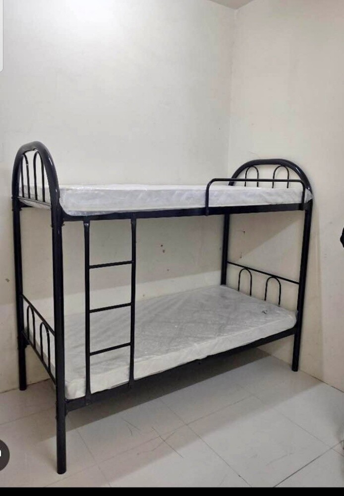 Used Black color, Silver,double bed - 4