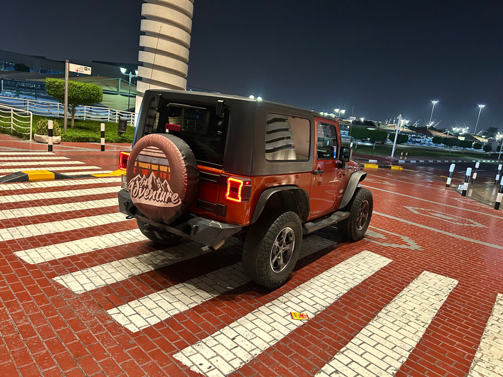 jeep sahara - 12