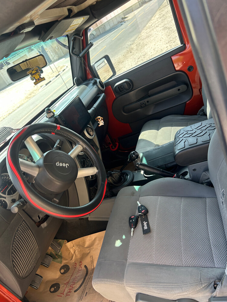 jeep sahara - 6