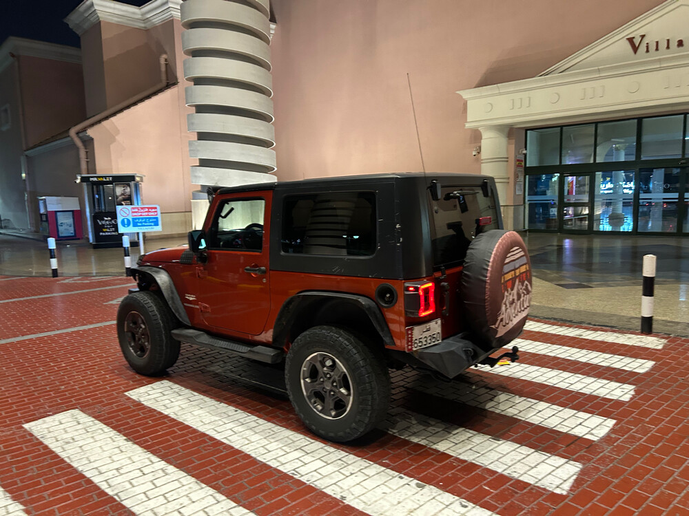 jeep sahara - 11