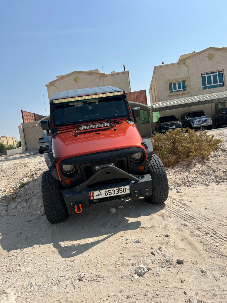 jeep sahara - 4