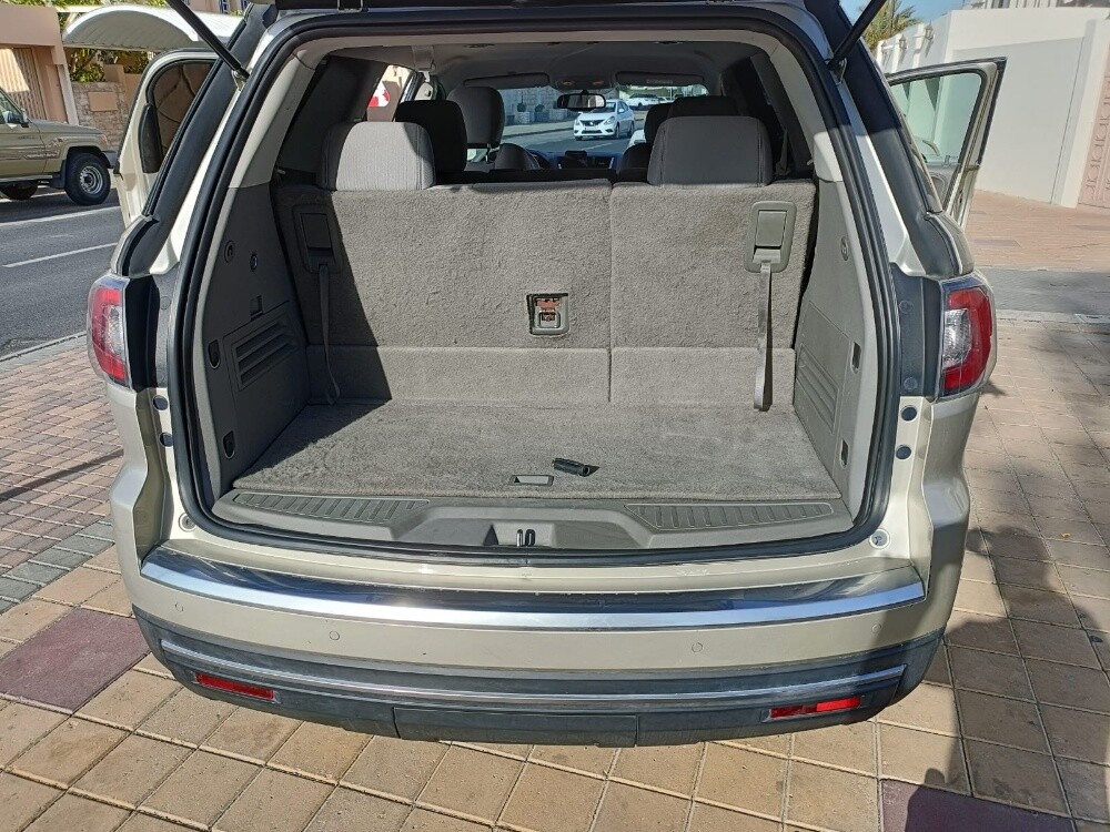 2016 GMC Acadia - full insurance - 6