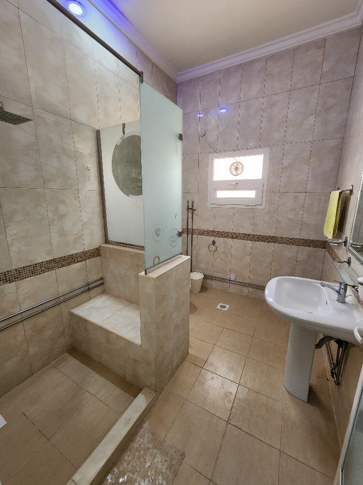 Villa for rent in Ain Khaled - 9