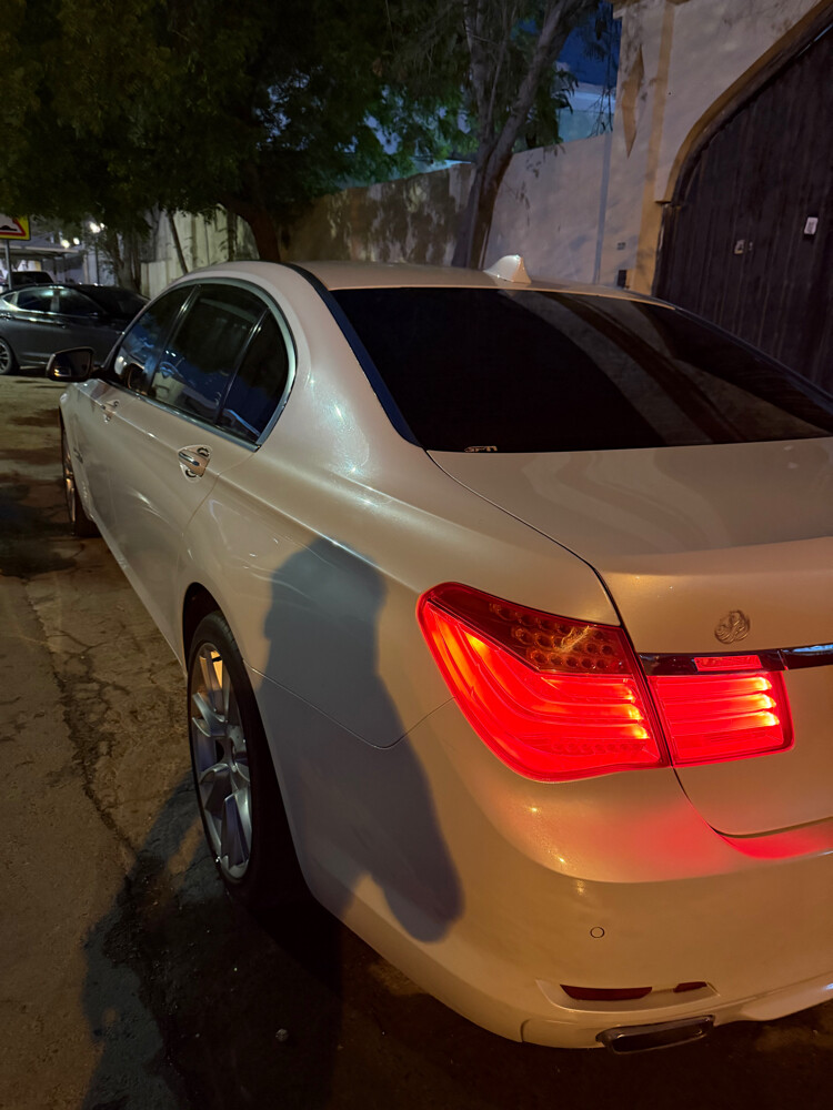 bmw 750 li v8 twin turbo - 3