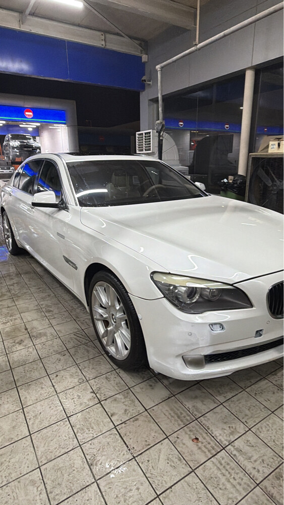 bmw 750 li v8 twin turbo - 14