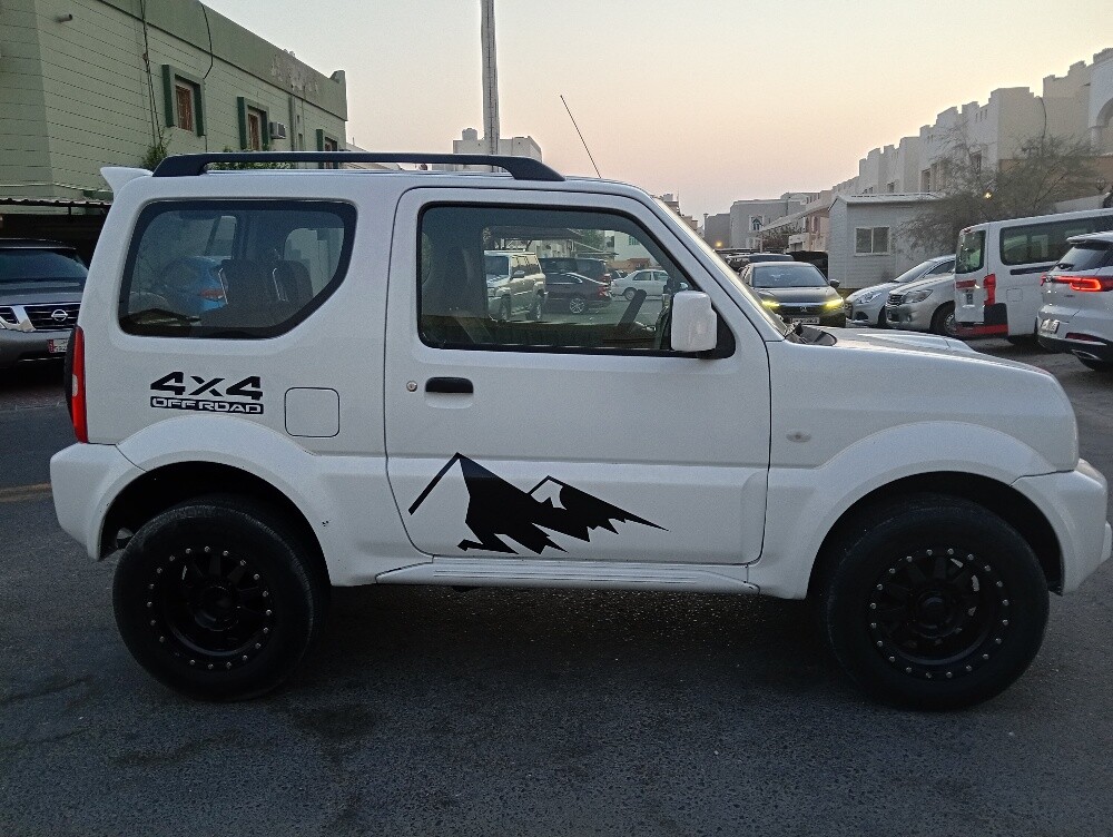 سزوكى جمنى 2014 - 8
