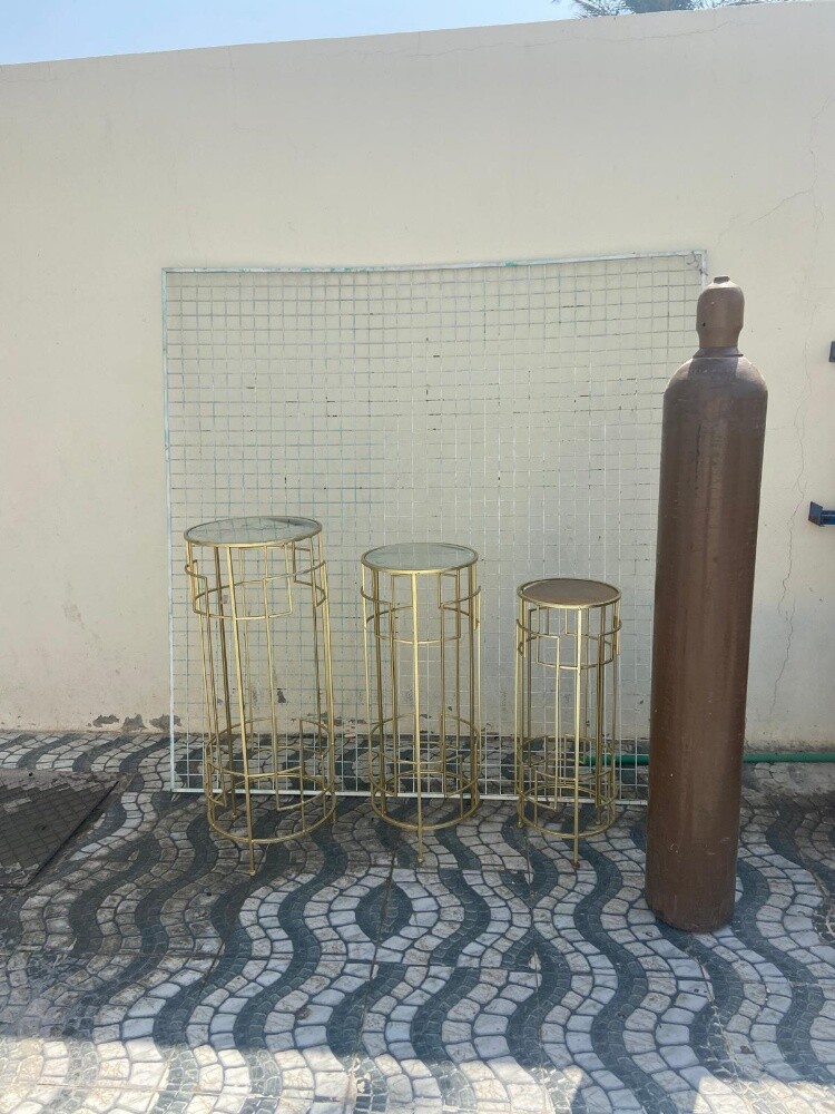 stand - 4
