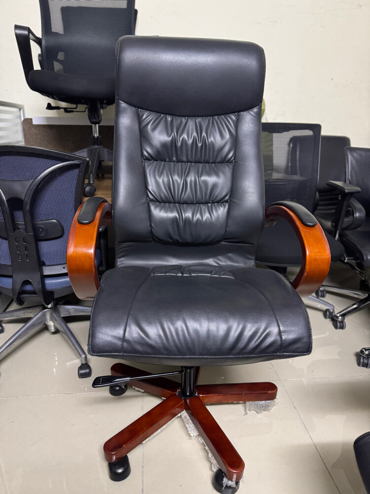 used office furniture 66980316 - 25