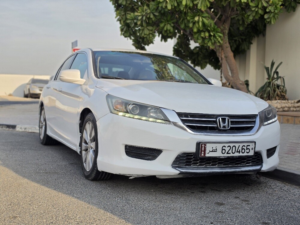 HONDA ACCORD 2014 FULL OPTION - 18