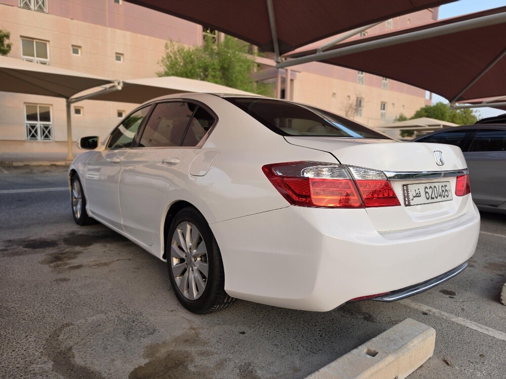 HONDA ACCORD 2014 FULL OPTION - 5