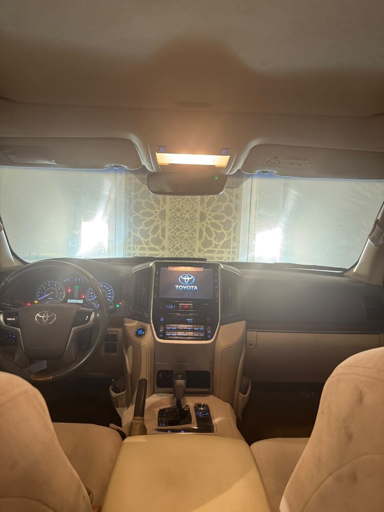 2016 Land Cruiser GXR - 4